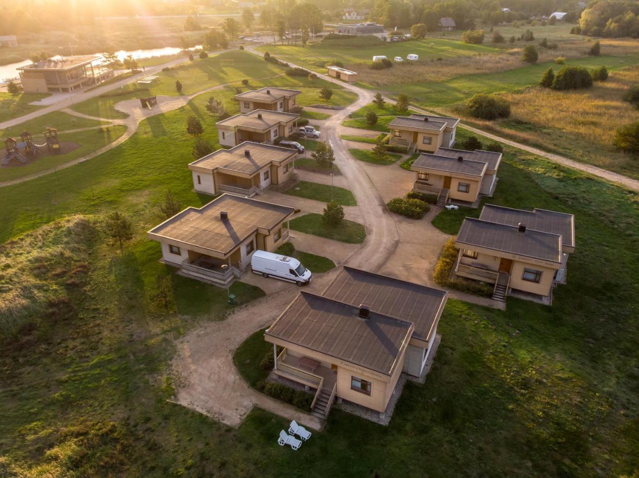Kapteinu Osta Salacgrīva Exterior foto
